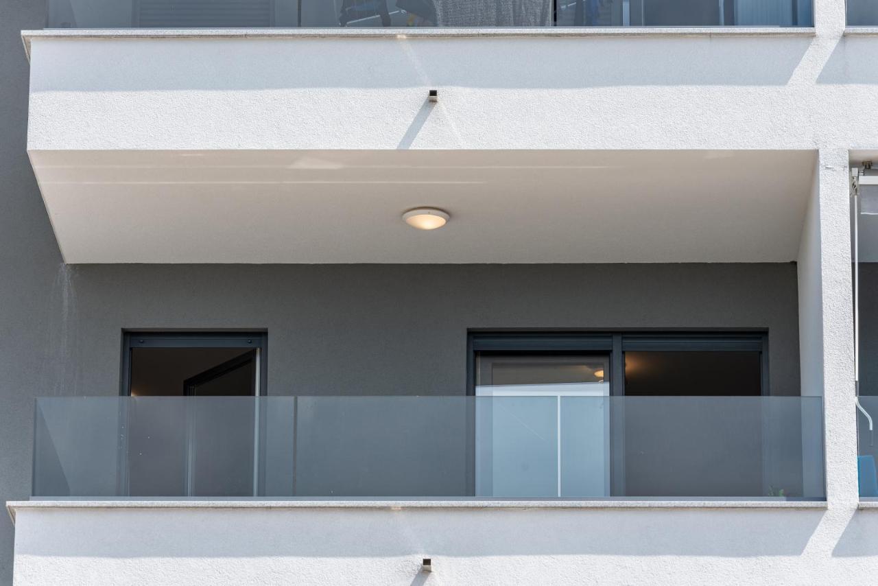 Apartment With Balcony Ocean Paradise カスタヴ エクステリア 写真
