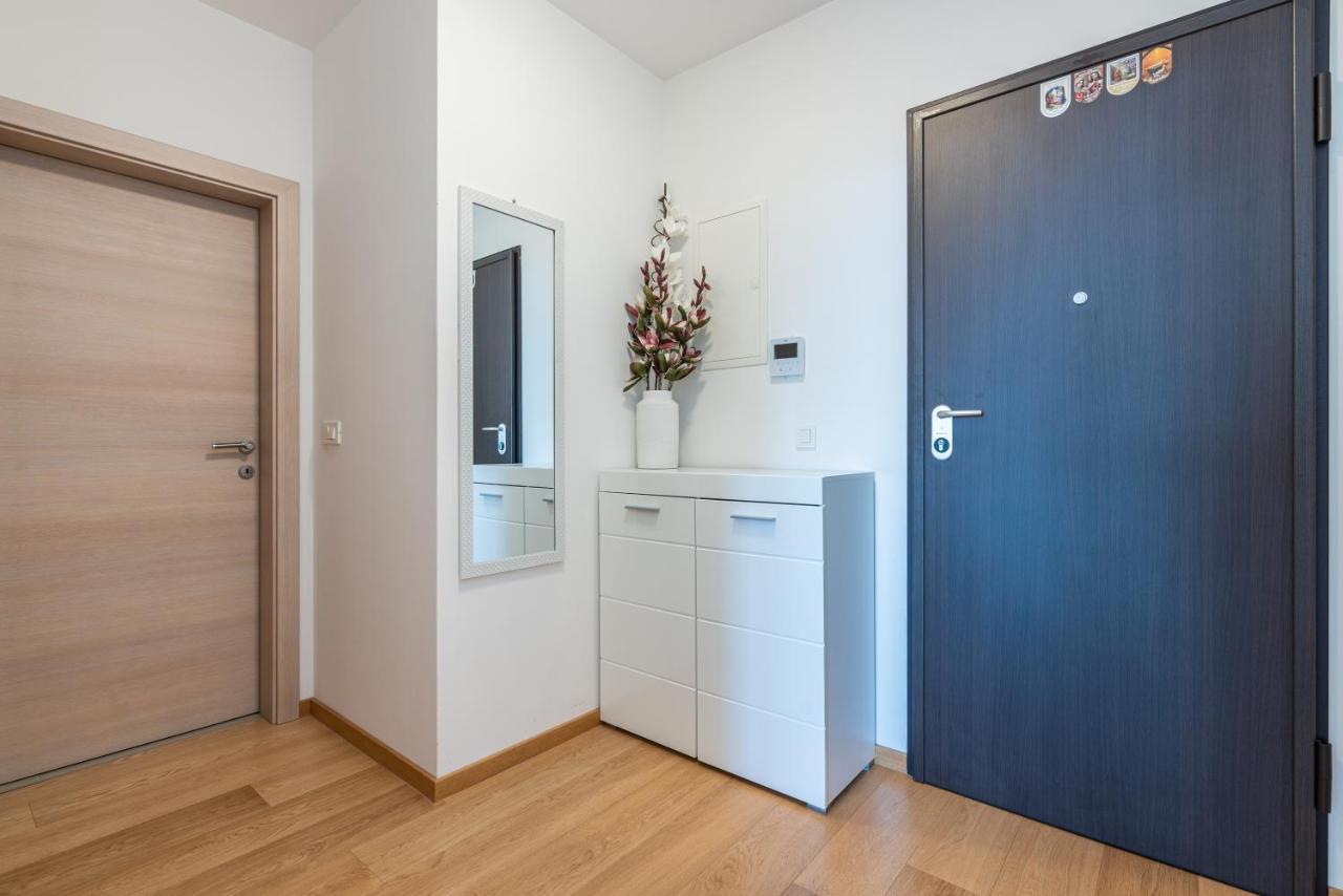 Apartment With Balcony Ocean Paradise カスタヴ エクステリア 写真