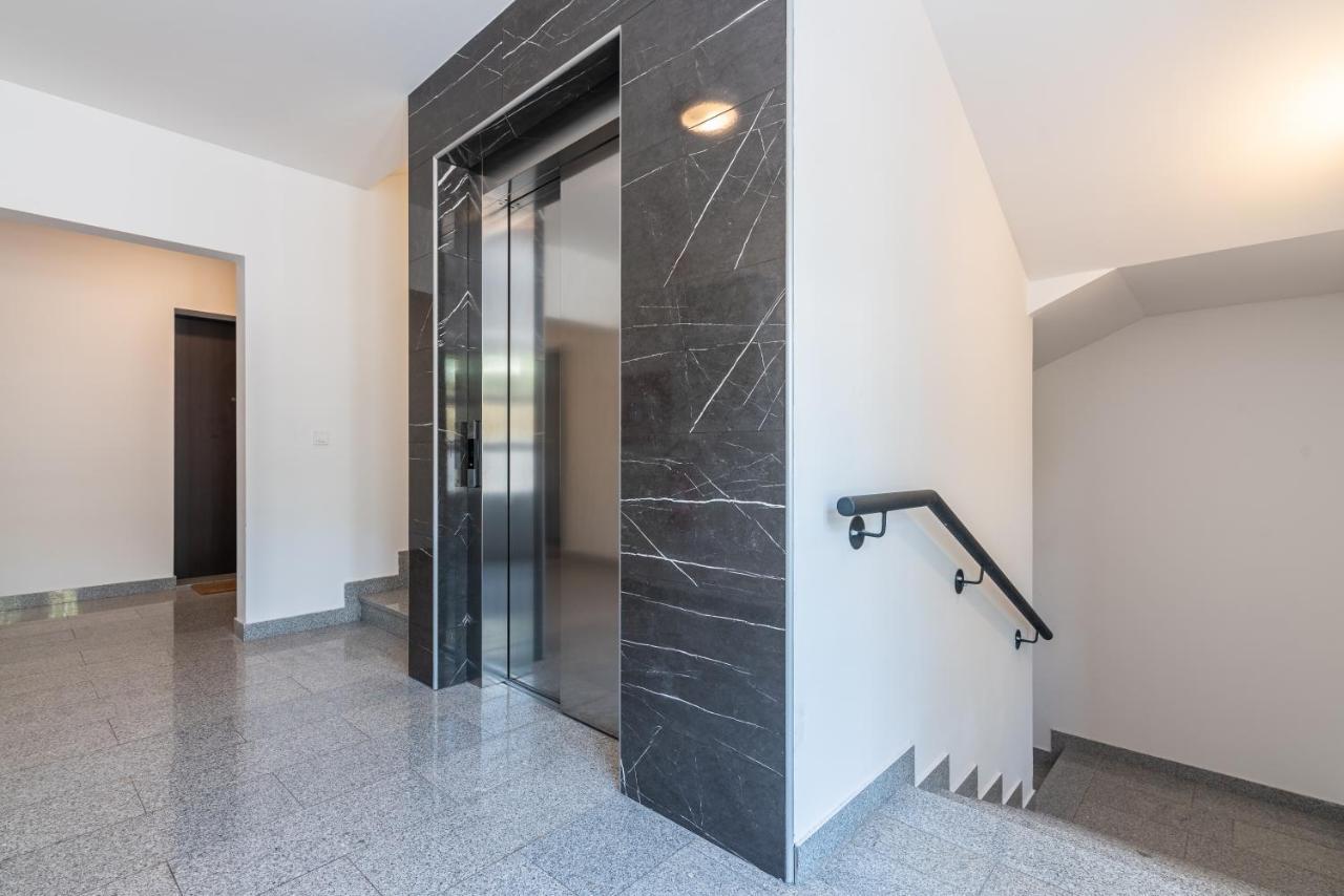 Apartment With Balcony Ocean Paradise カスタヴ エクステリア 写真